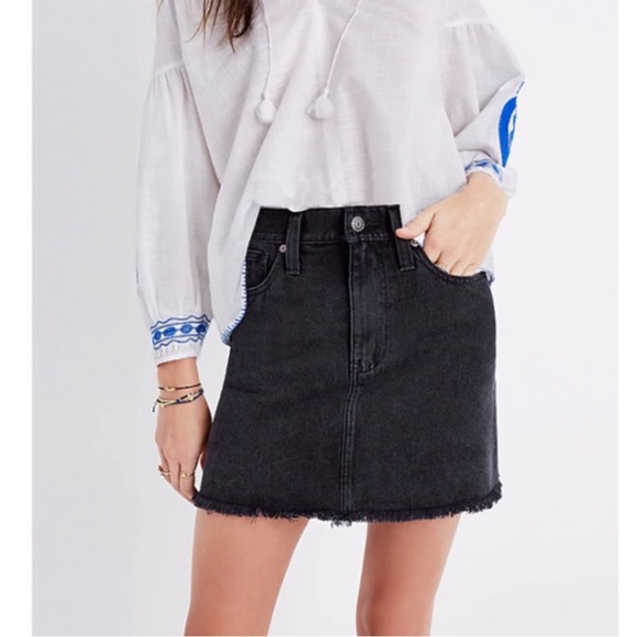 Madewell Dresses & Skirts - Madewell Black Denim Jean Skirt Mini Raw Hem size 26